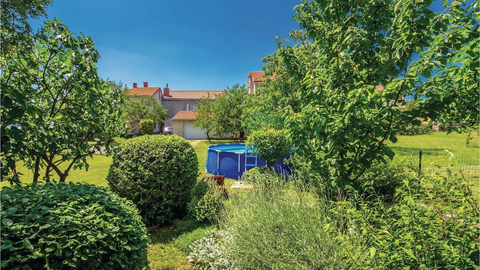Cozy Home In Smrika With House A Panoramic View