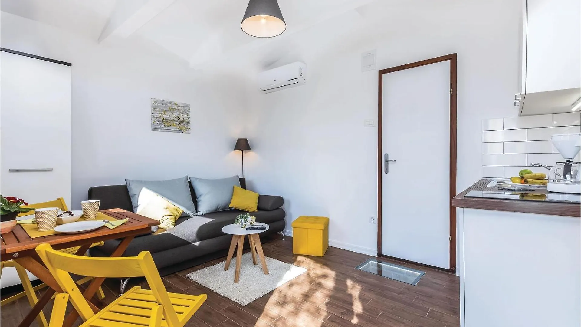 Holiday home Cozy Home In Smrika With House A Panoramic View